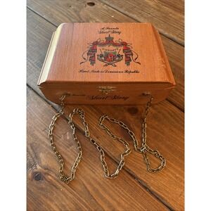 Arturo Fuente Cedar Short Story Wooden Cigar Storage Box W/ Purse Chain 8x3x5 "